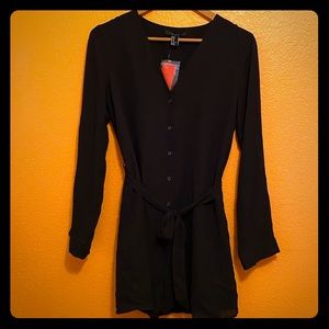 Button-up sash-tie dress